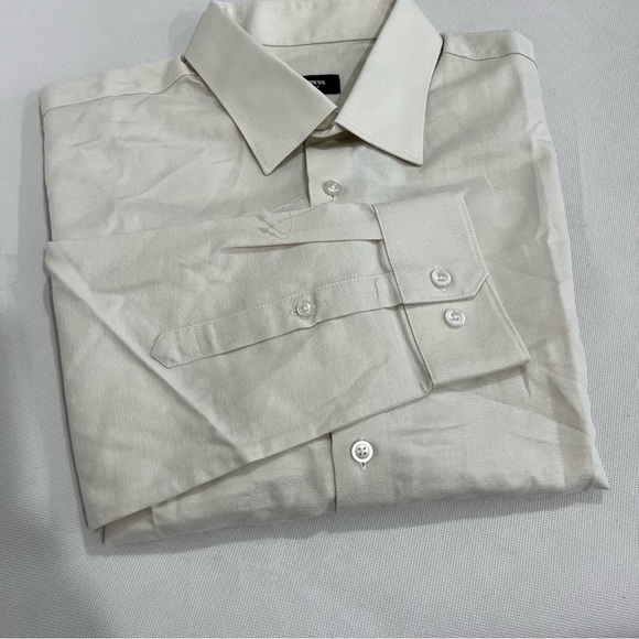 Express Cream Dress Shirt Size Medium Slim Elegant Business Attire Button-Up - Picture 1 of 5